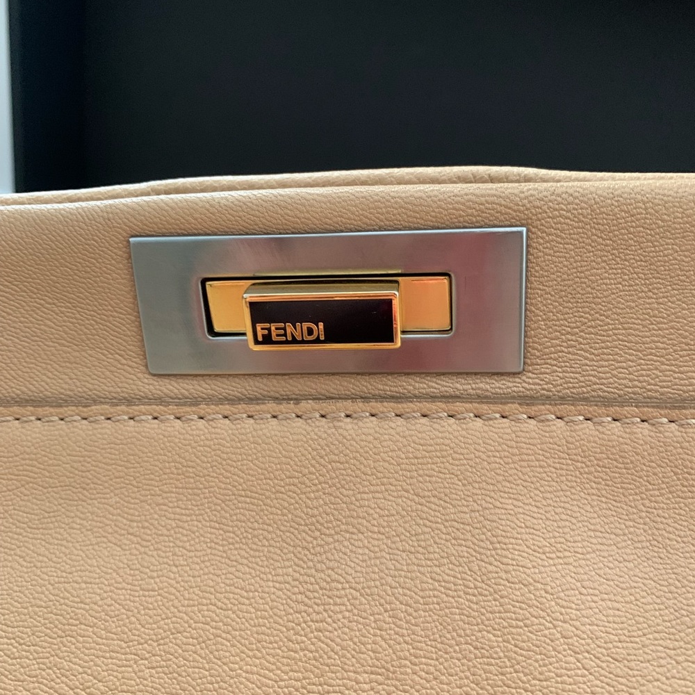 FENDI ICONIC PEEKABOO (LARGE) QUICK SALE